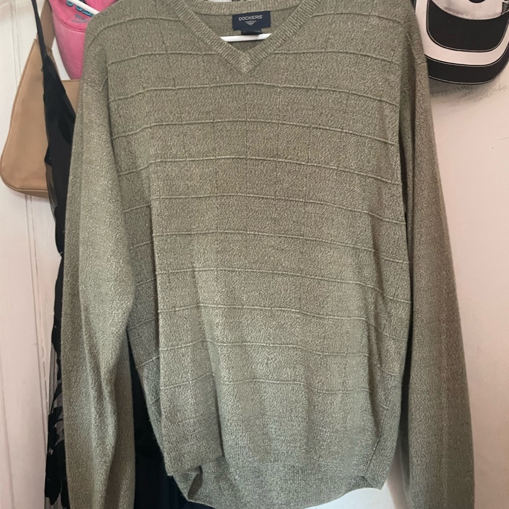 Dockers sage green Men’s oversized sweater
